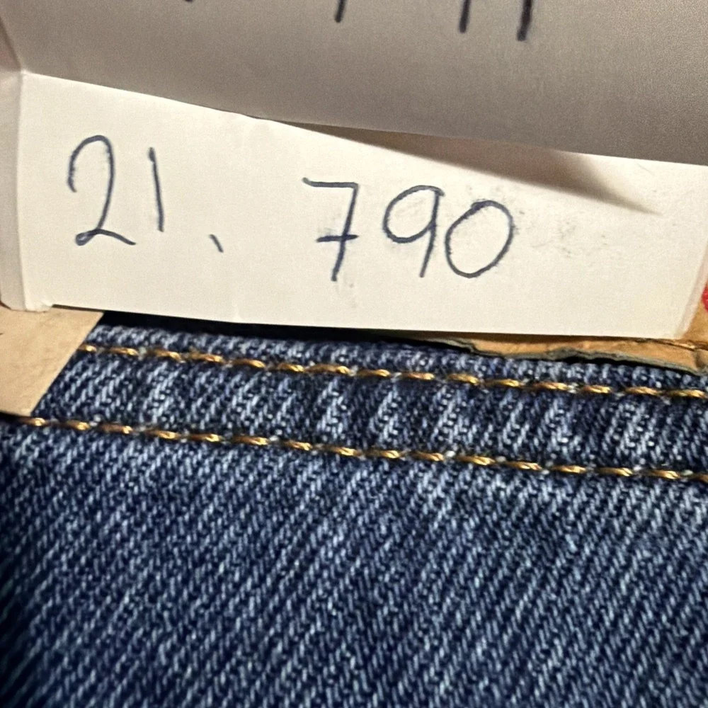 Levis please check